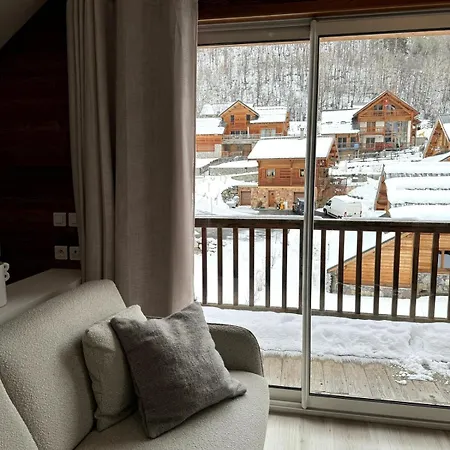 Confortable Le Grand Pelvoux Apartment